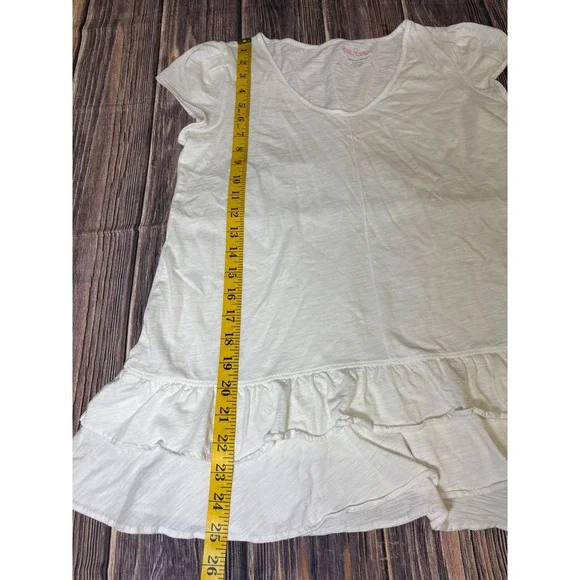 Lilly Pulitzer T Shirt Womens M White Pima Cotton Ruffle Hem V Neck Casual - Picture 3 of 12